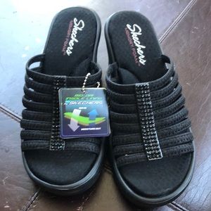 Skechers woman’s sandals